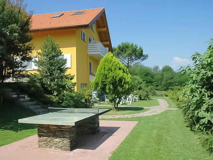 Bellavista A Garten Appartement Mit Pool コーリコ エクステリア 写真