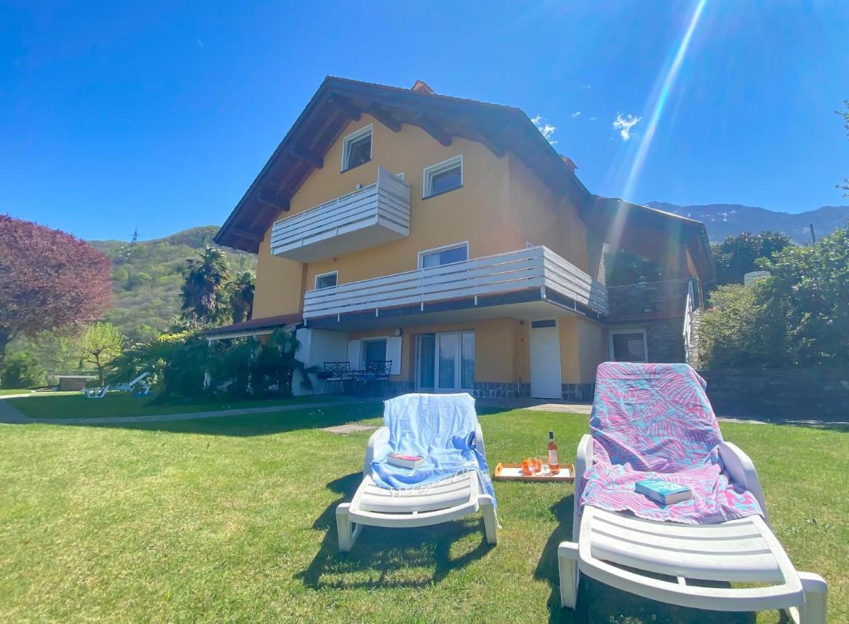 Bellavista A Garten Appartement Mit Pool コーリコ エクステリア 写真