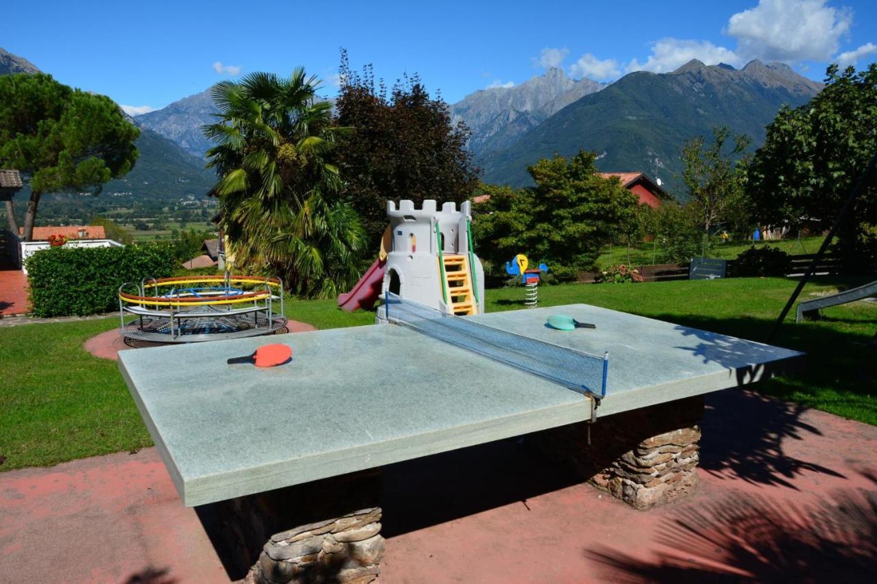 Bellavista A Garten Appartement Mit Pool コーリコ エクステリア 写真